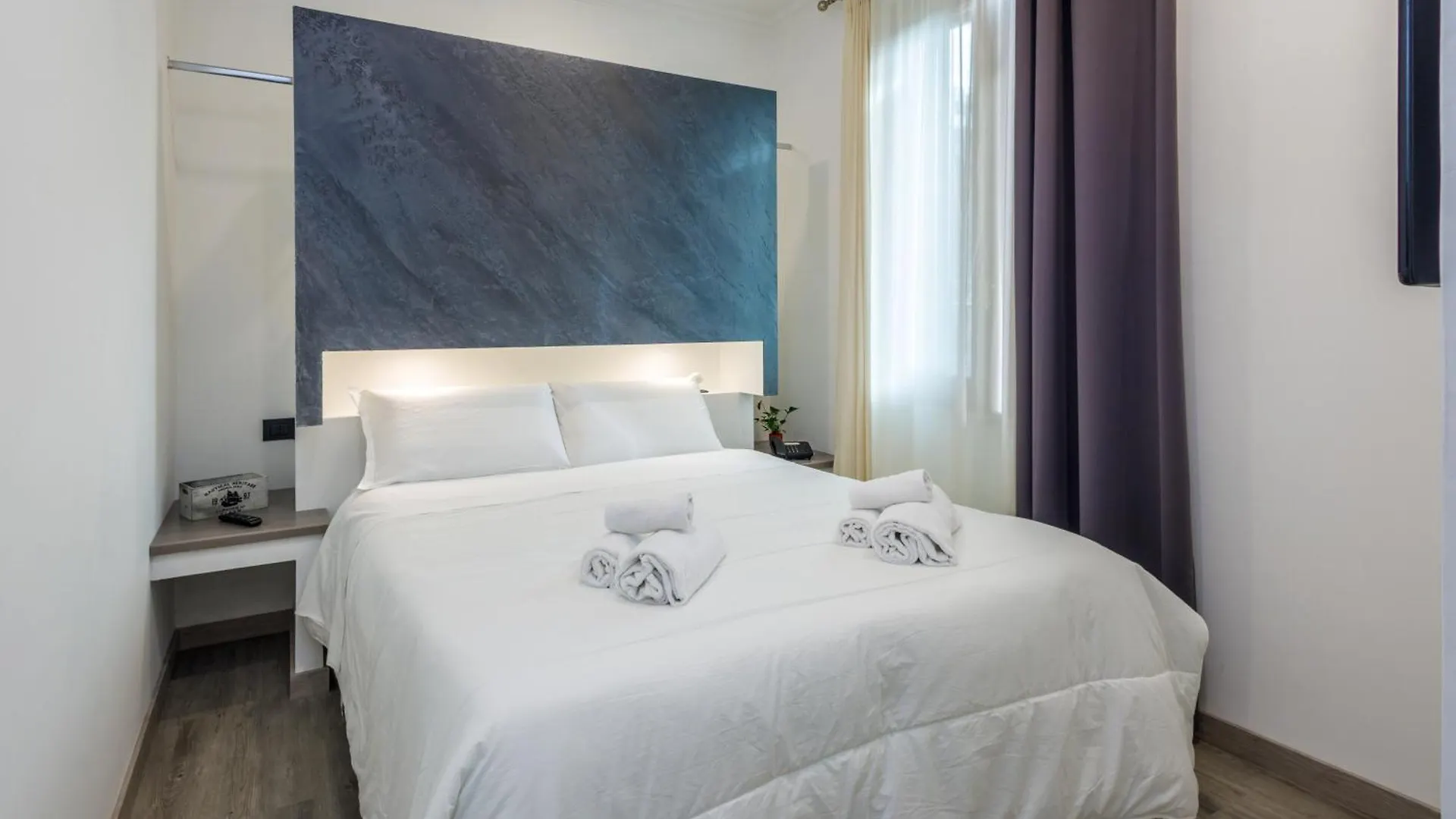 Crossroad Hotel Roma