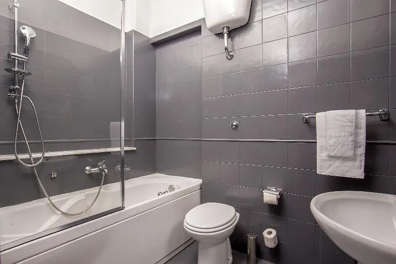 Crossroad Hotel Roma