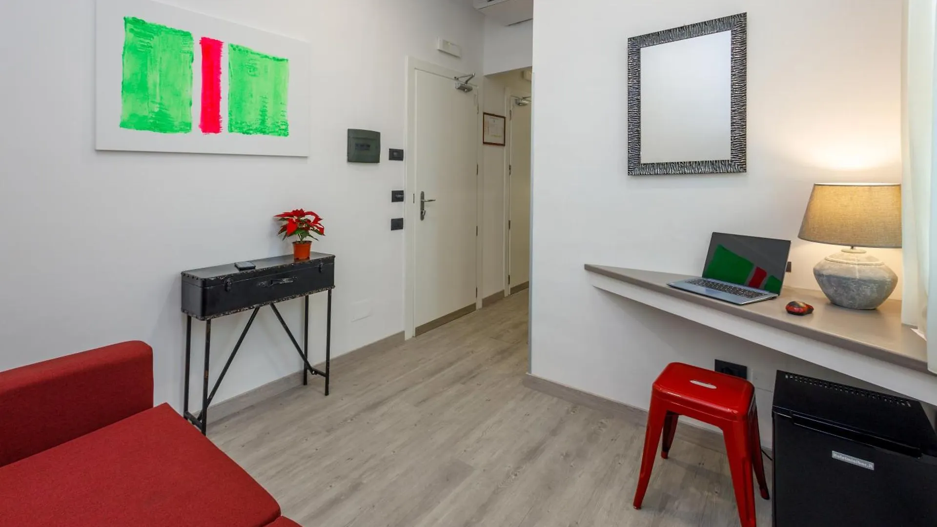 Crossroad Hotel Rome